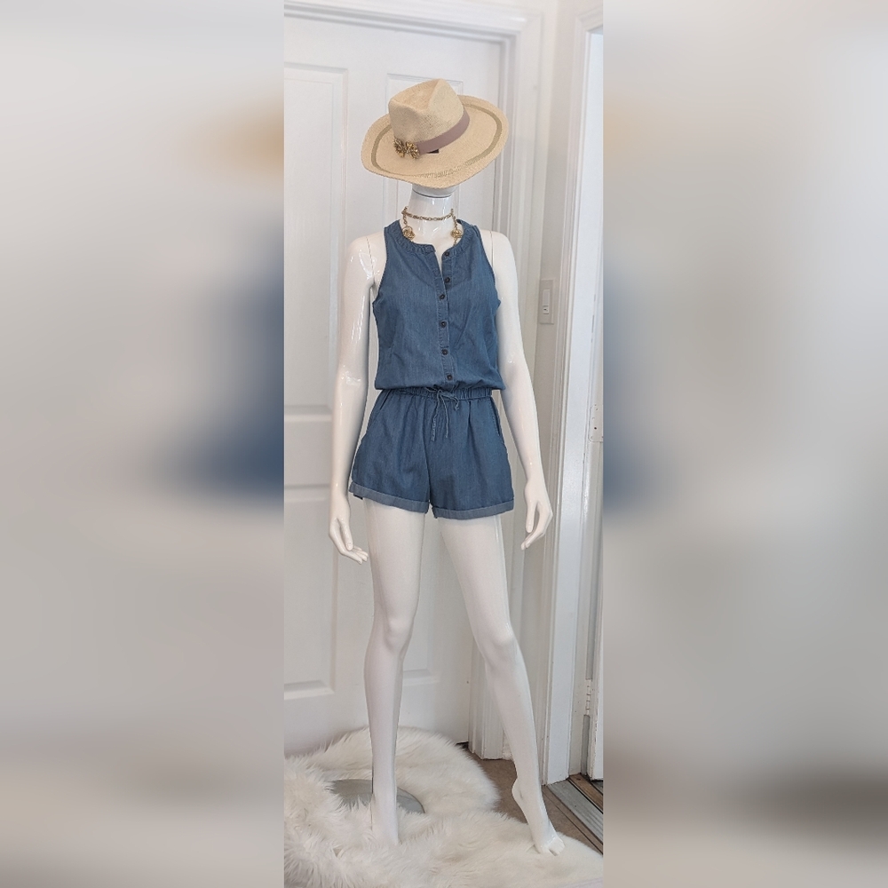 Romeo & Juliet Couture, Light Blue Denim Romper, Size Small